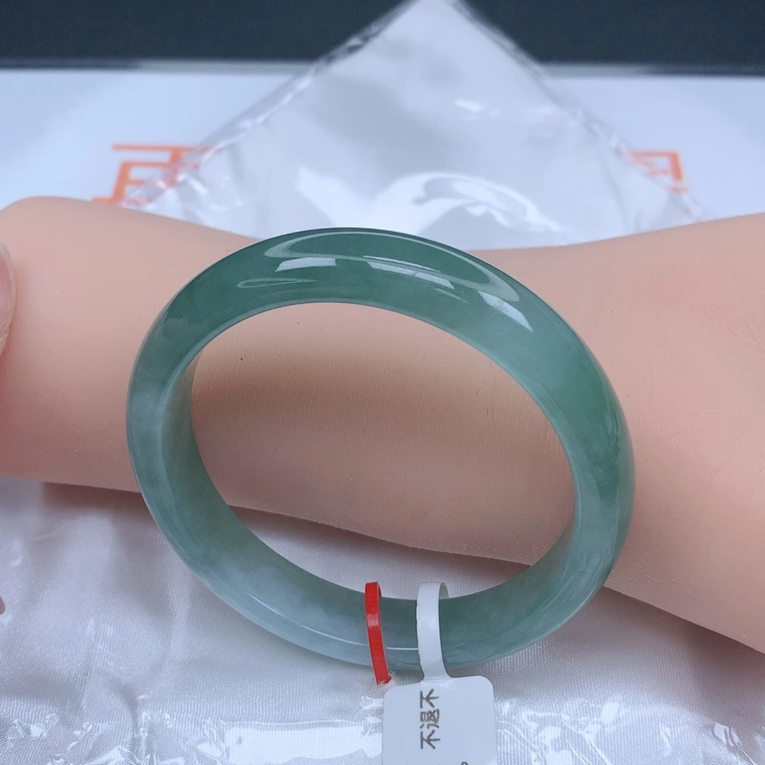 【闪购商品】未镶嵌手镯翡翠，53