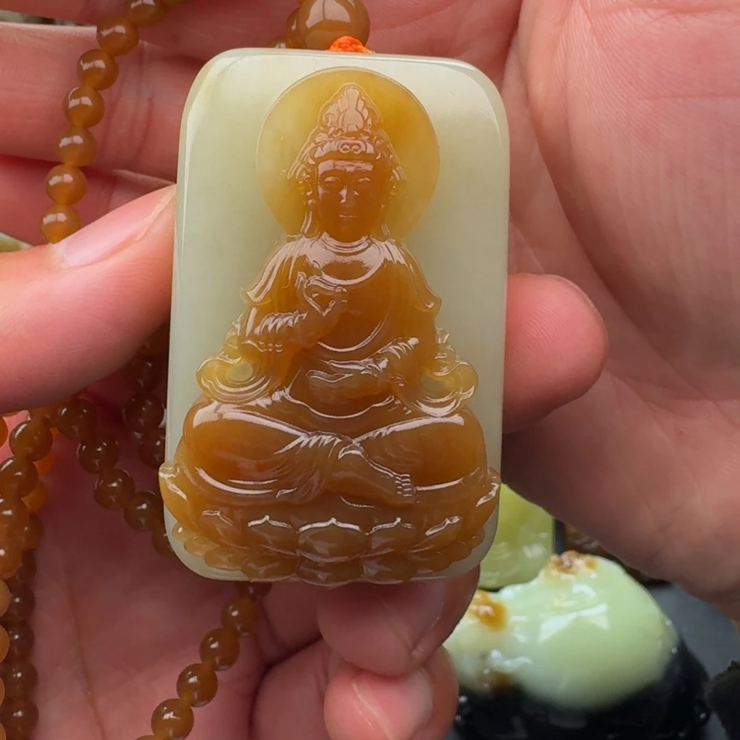 赵***洲和田玉（糖玉）未镶嵌颈饰