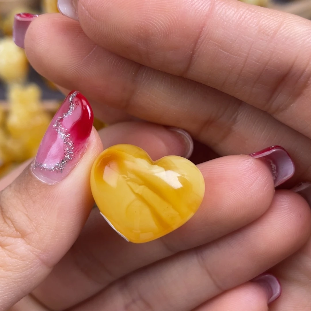 琥珀裸石未镶嵌蜜蜡