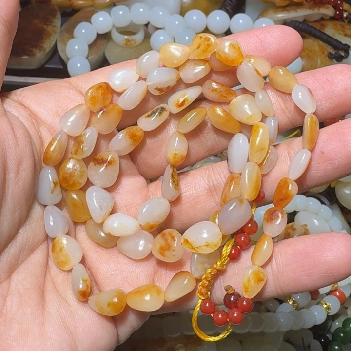 和田玉未镶嵌项链