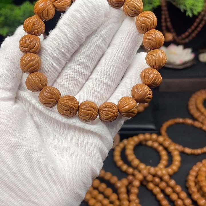 明***.桃核吊坠秦岭龙纹桃核