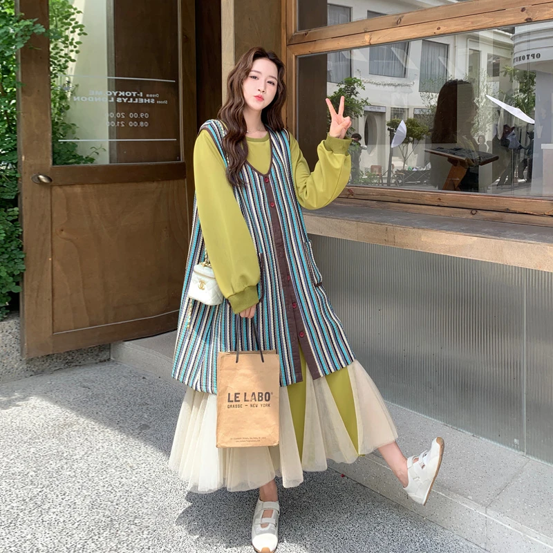 松弛感文艺范条纹马甲撞色卫衣裙2025春秋新款复古森系显瘦套装裙