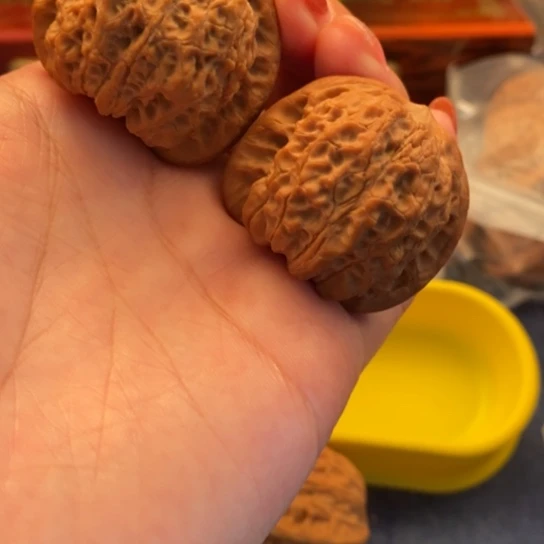 【闪购商品】文玩核桃吊坠初**变写麒麟