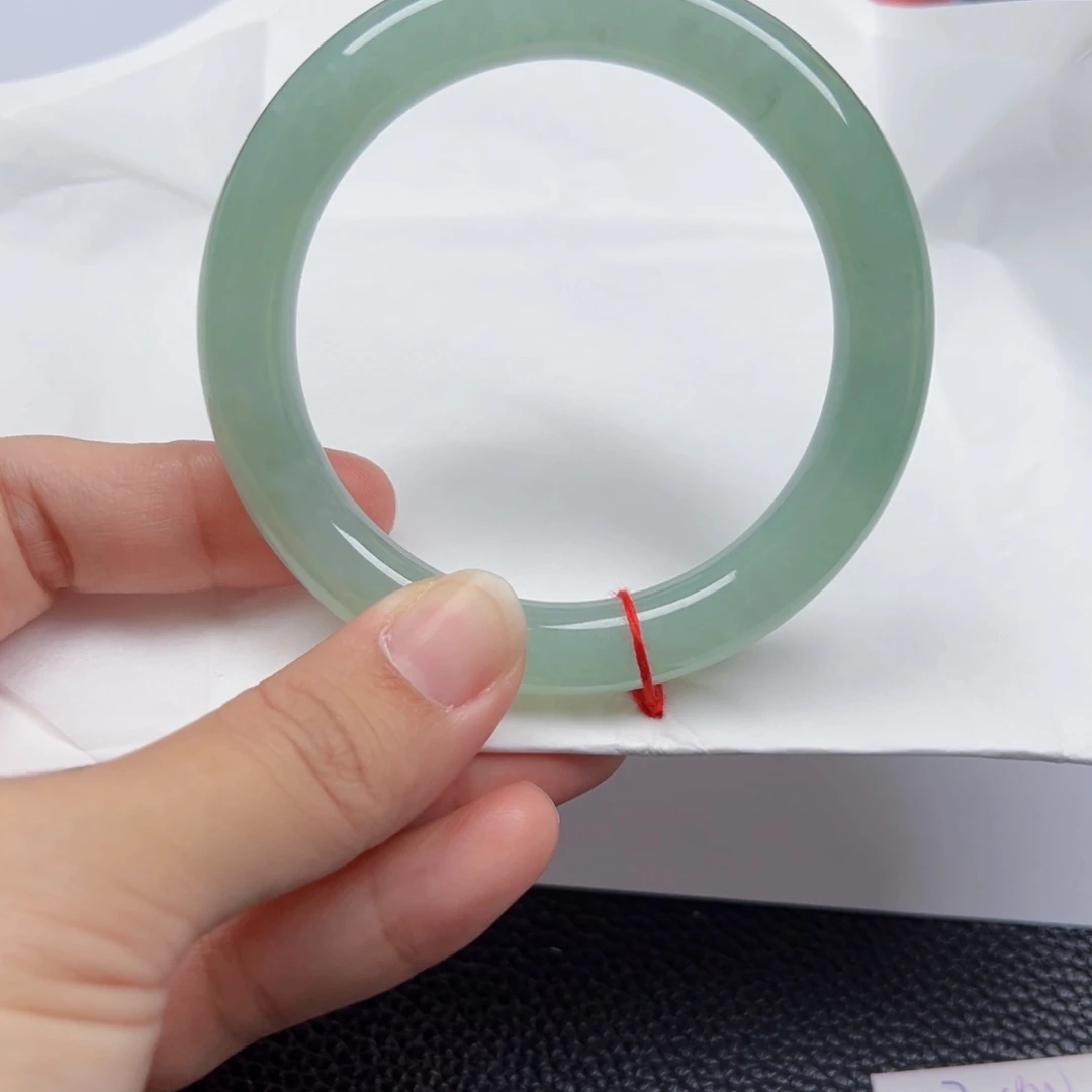 翡翠未镶嵌手镯天然翡翠A货 56.8 冰绿圆条