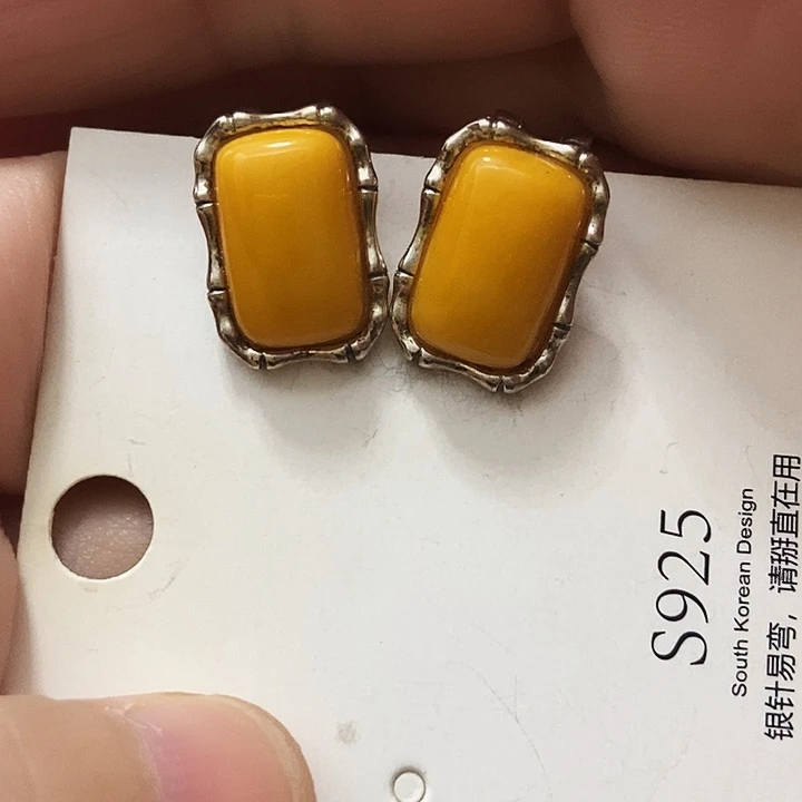 蜜蜡银S925镶嵌耳饰蜜蜡