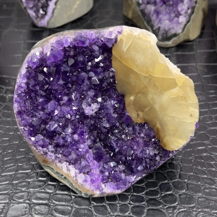 未镶嵌发饰水晶奇石紫晶簇