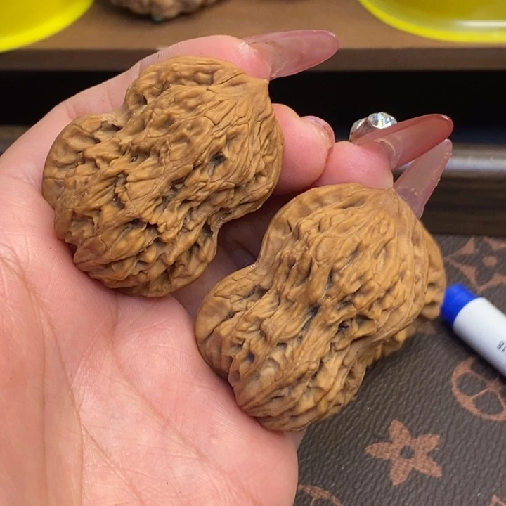 文玩核桃吊坠葫芦