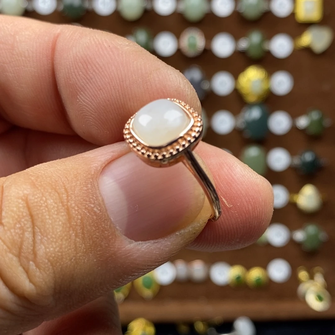 和田玉（白玉）戒指合金