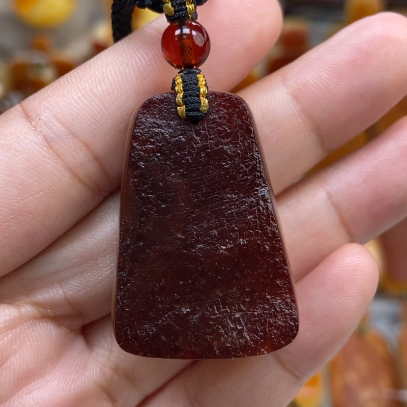 【闪购商品】琥珀颈饰未镶嵌