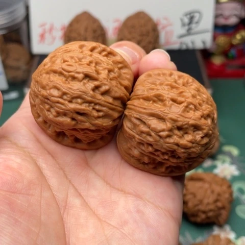 【闪购商品】文玩核桃吊坠40全品铁锤