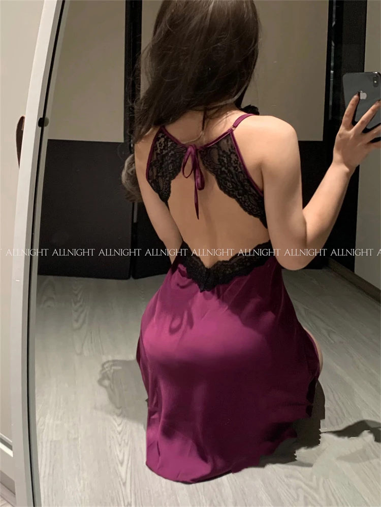 密约【莫妮卡】显白的乌梅子酱蕾丝露背温柔风吊带睡裙女性感带胸垫