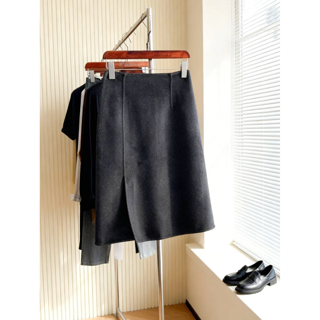 墙裂推荐！高端半身裙女简约百搭显瘦中裙慵懒风时髦感裙子秋冬季