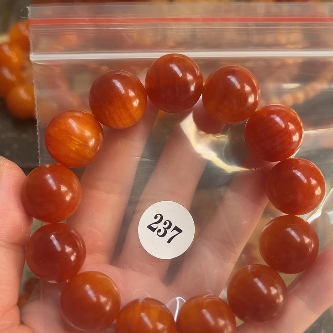 范***红手串/手链松木（琥珀木）237包浆1.9