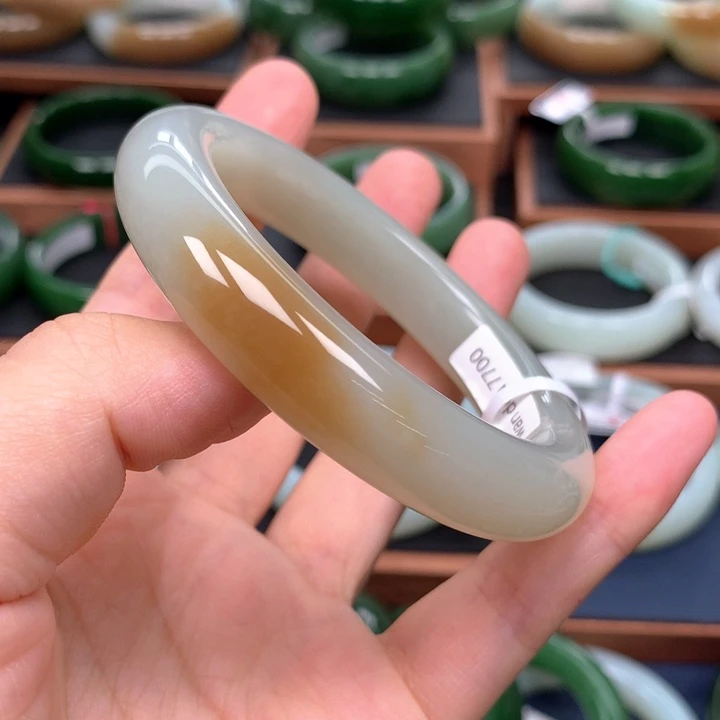 未镶嵌手镯和田玉55