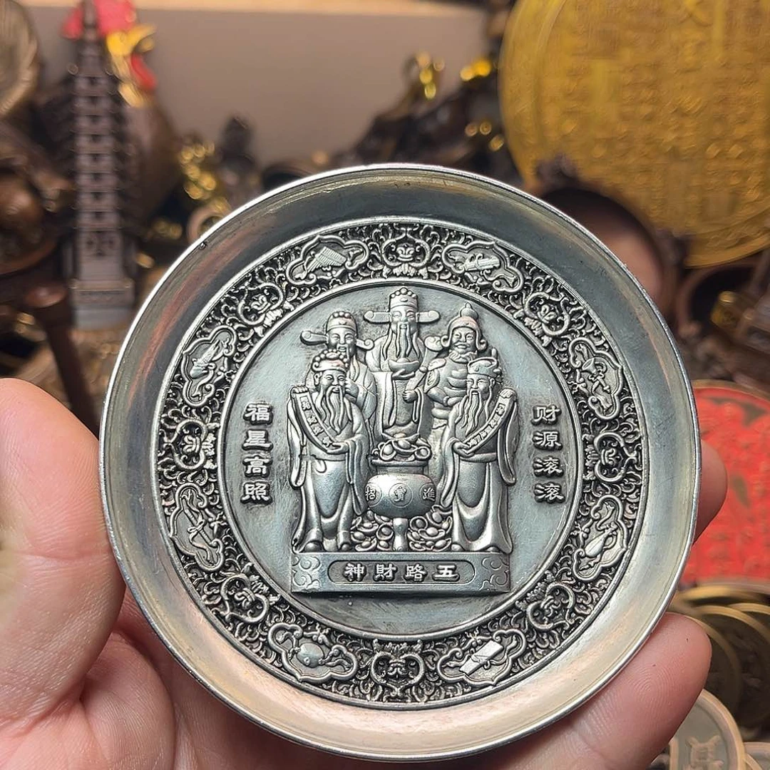 精美铜器工艺品等