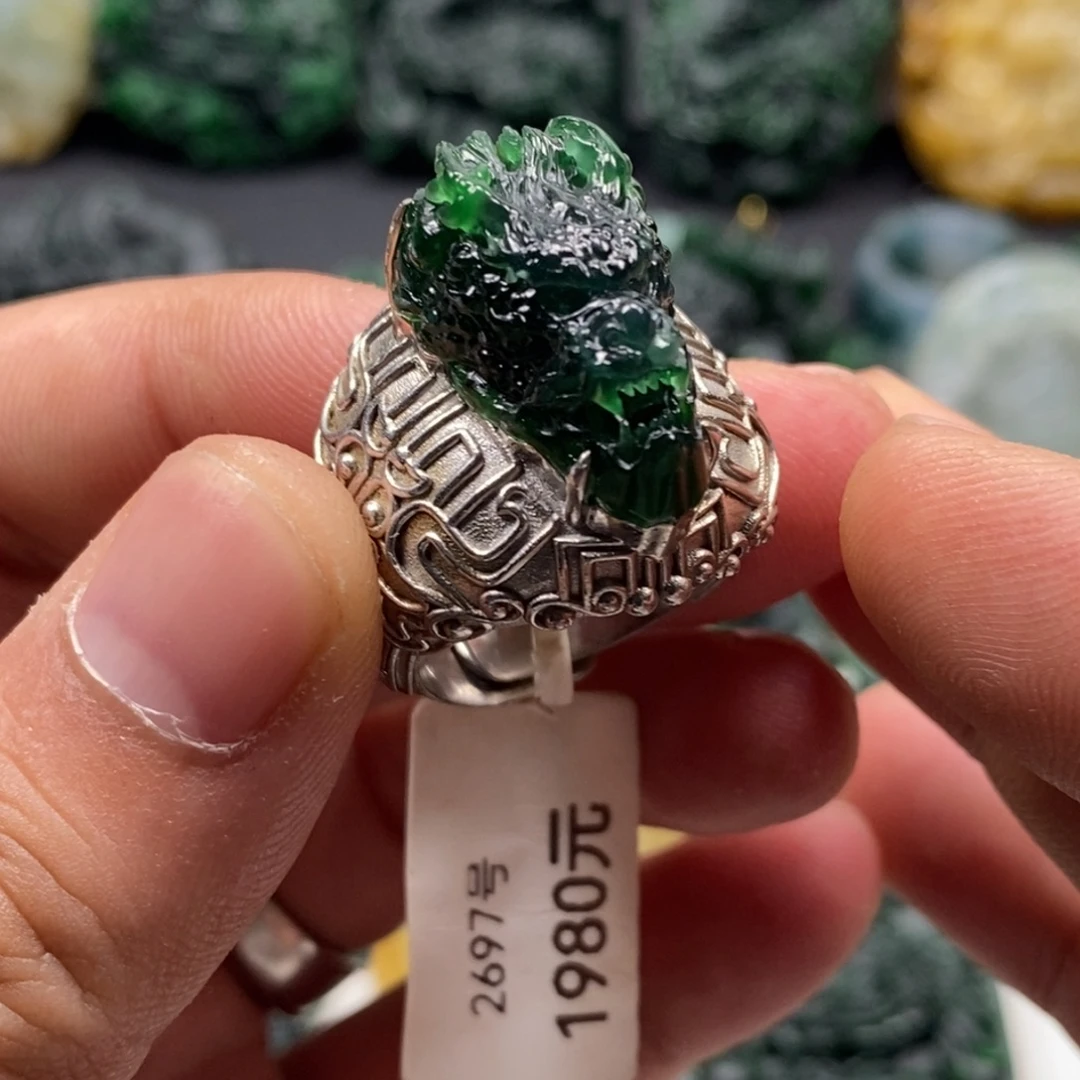 定制翡翠未镶嵌天然翡翠A货龙头戒指
