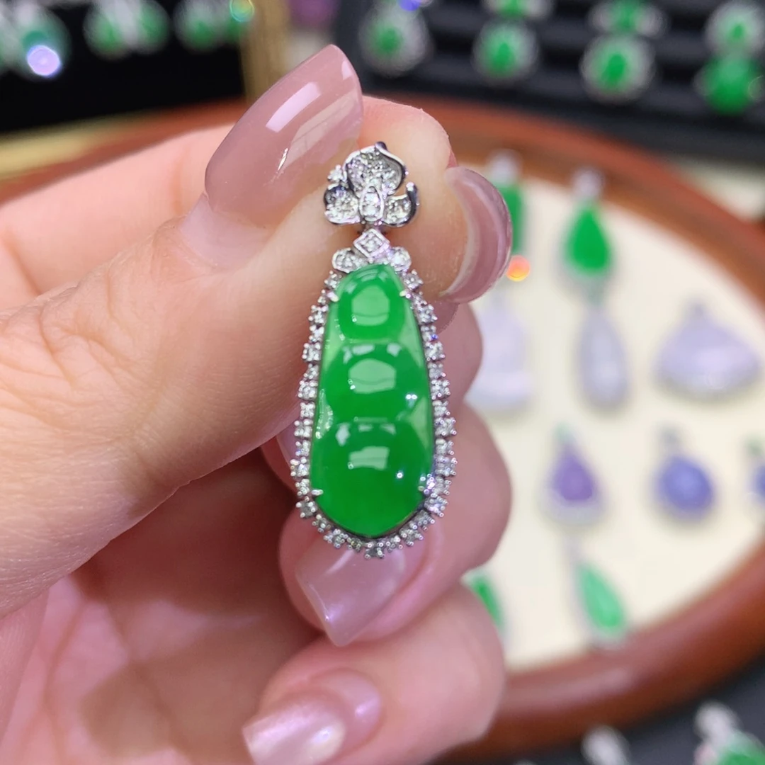 翡翠18K金镶嵌吊坠(不含链)