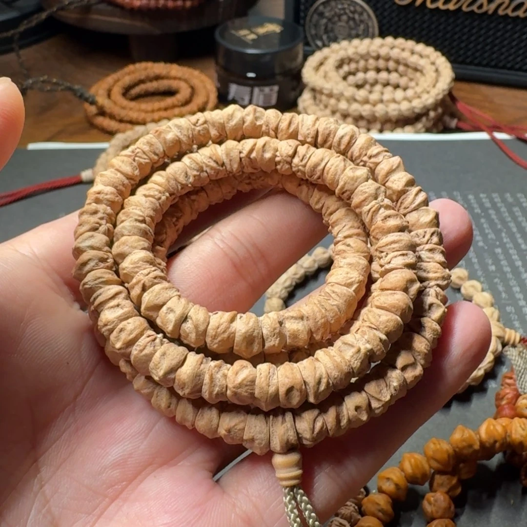 柏香籽/百香籽手串一**牛