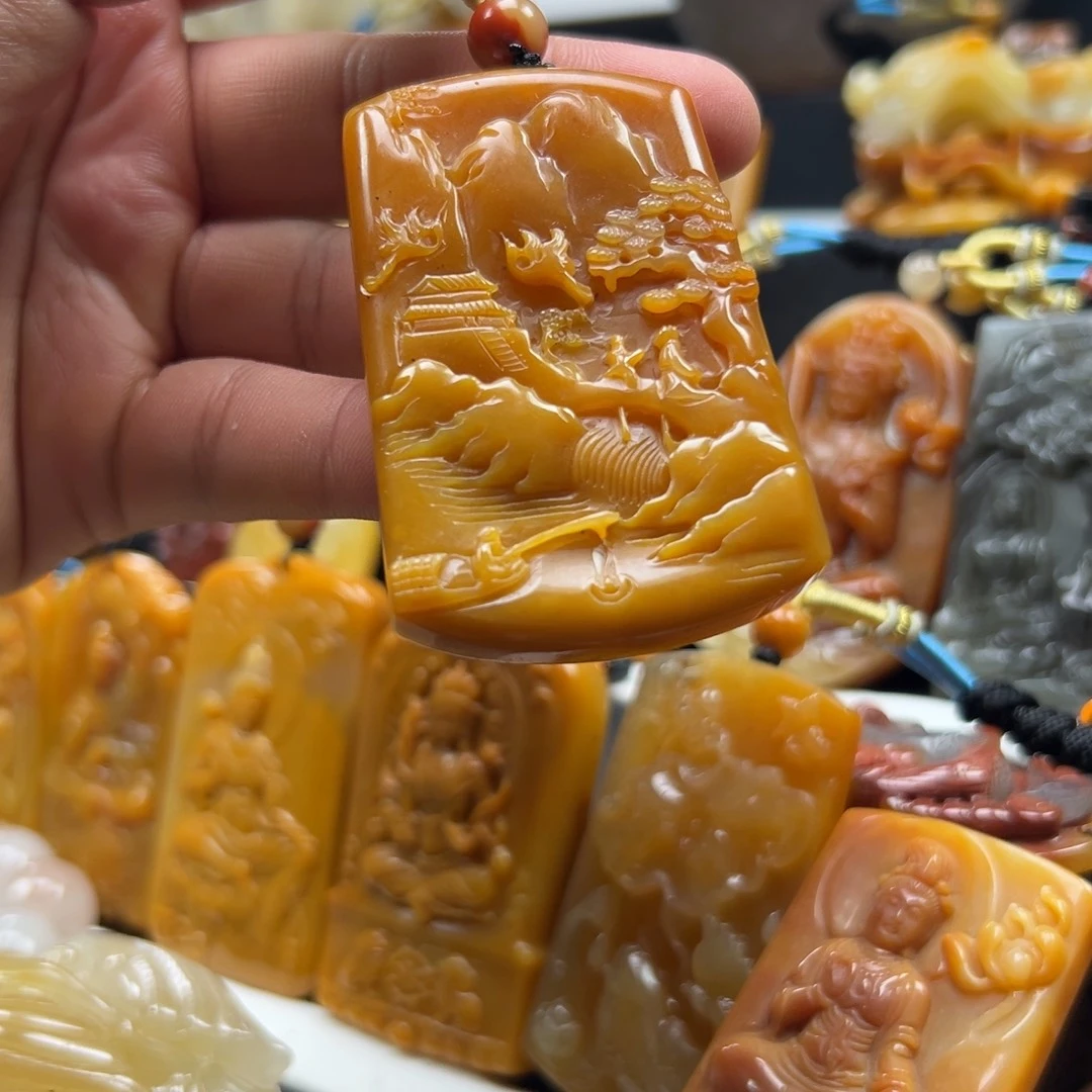石英质玉（黄龙玉）未镶嵌黄龙玉