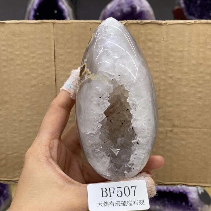 未镶嵌水晶大型摆件（非配饰）