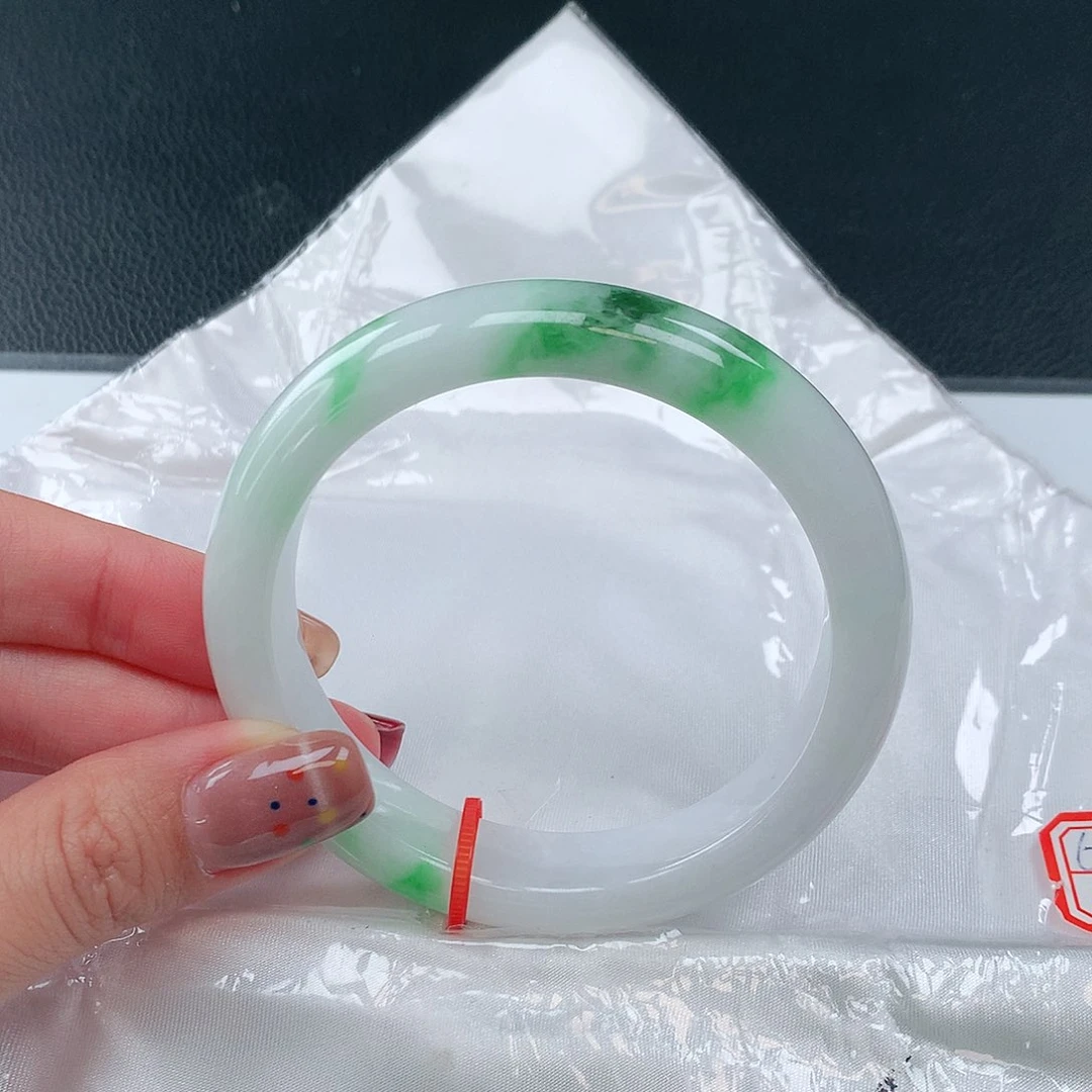 未镶嵌手镯翡翠099