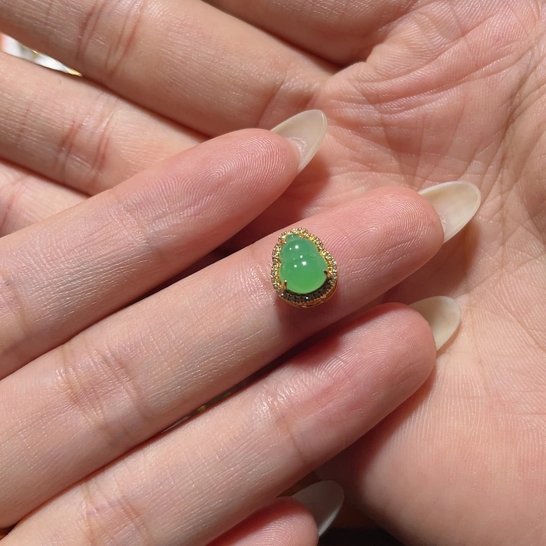 娜***n翡翠18K金镶嵌吊坠(不含链)