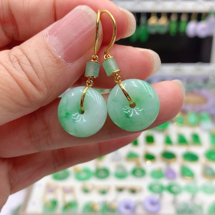 老***店翡翠18K金镶嵌耳饰