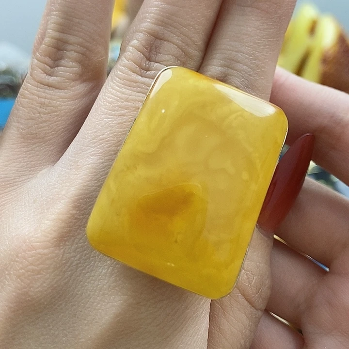 琥珀戒指未镶嵌琥*妞戒指