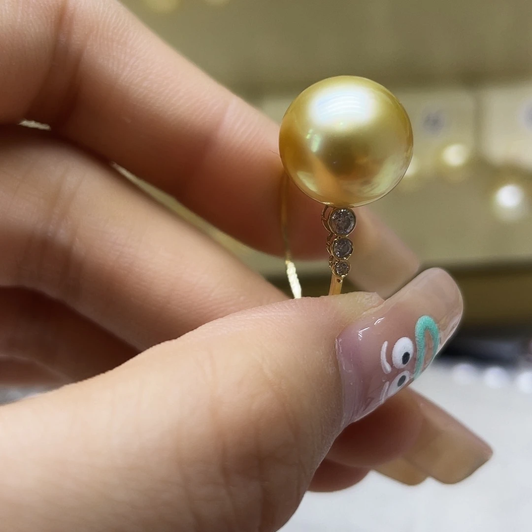 海水珍珠戒指18K金镶嵌