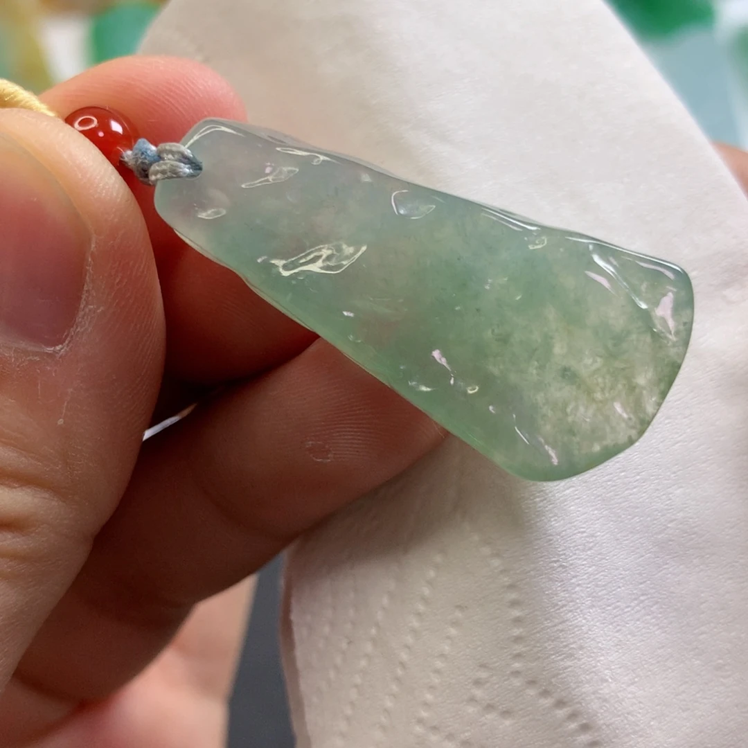 【闪购商品】翡翠吊坠(不含链)未镶嵌