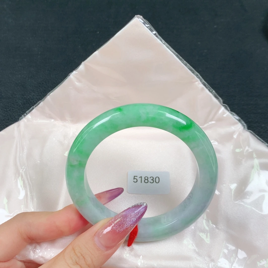 翡翠未镶嵌手镯天然翡翠手镯04