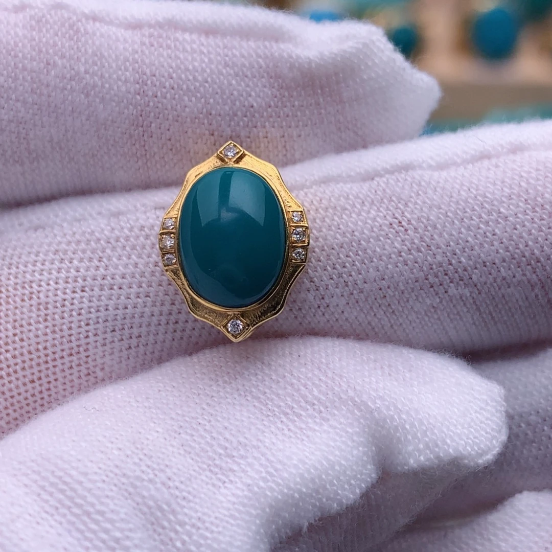 绿松石18K金镶嵌珠宝奇石