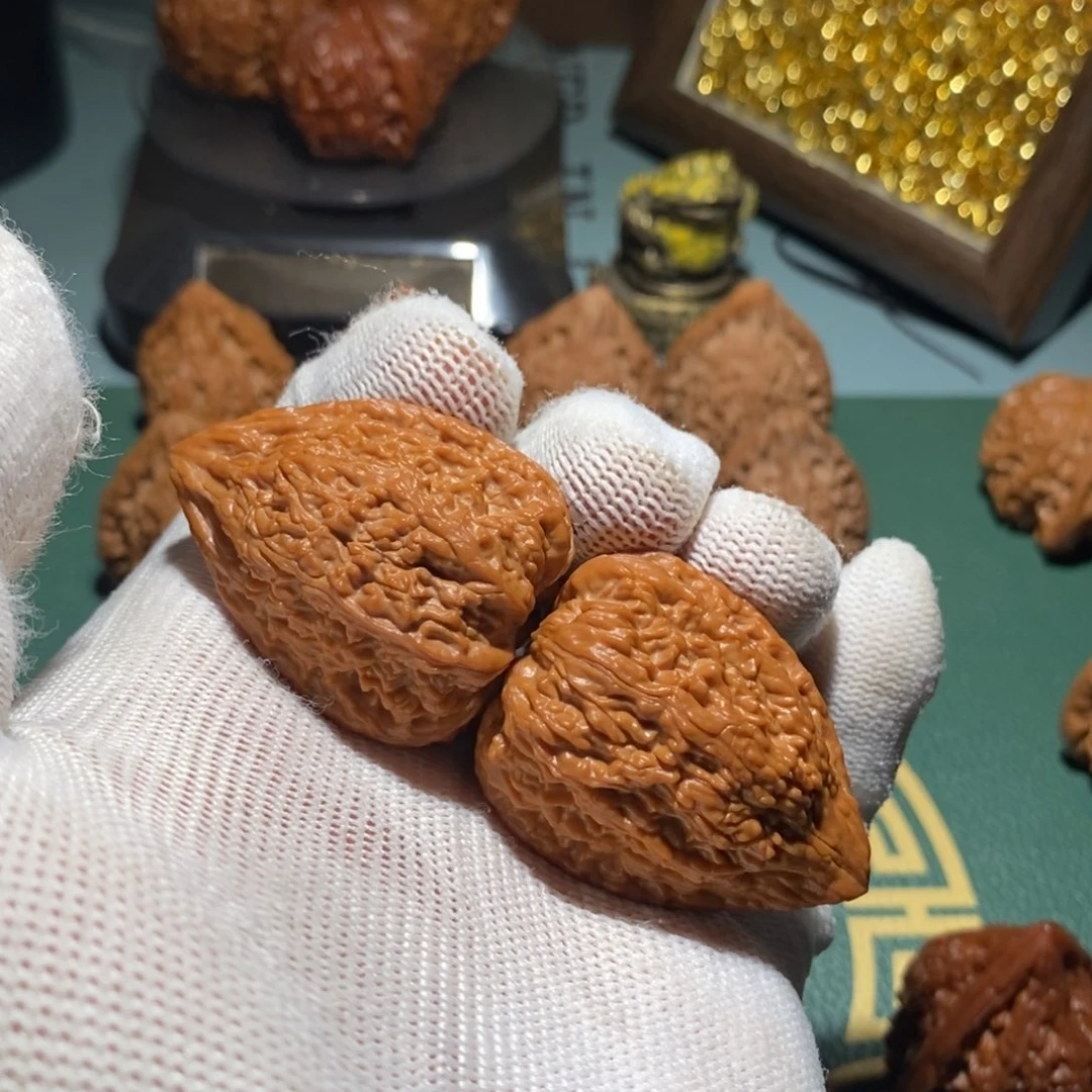 文玩核桃吊坠塔尖