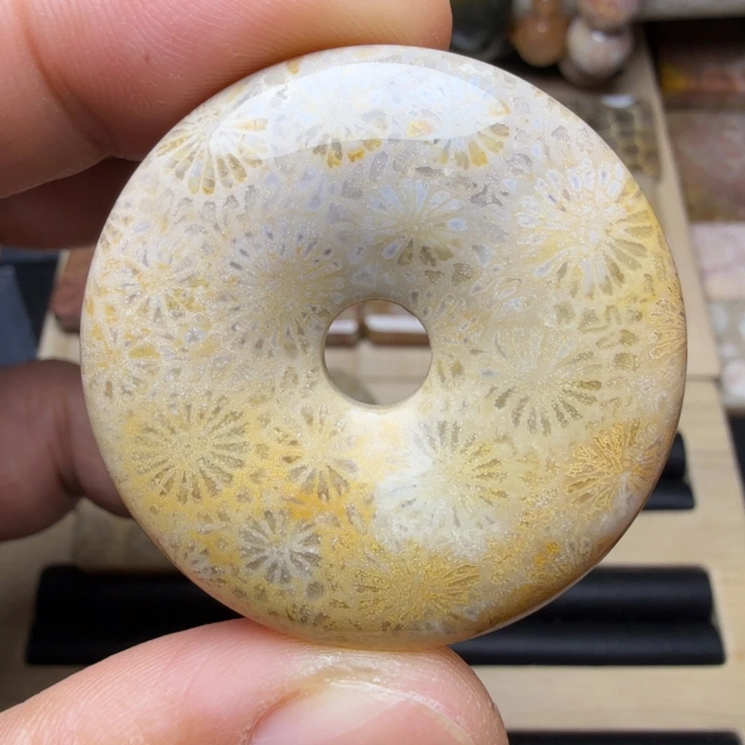 硅化玉未镶嵌纯天然色有机玉石保真色