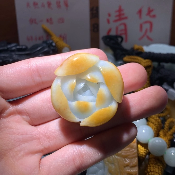 翡翠未镶嵌颈饰保真天然a货翡翠