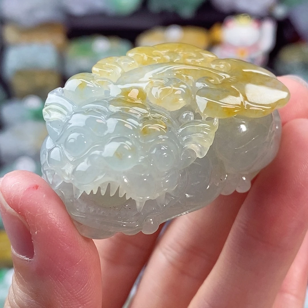 颈饰未镶嵌翡翠天然