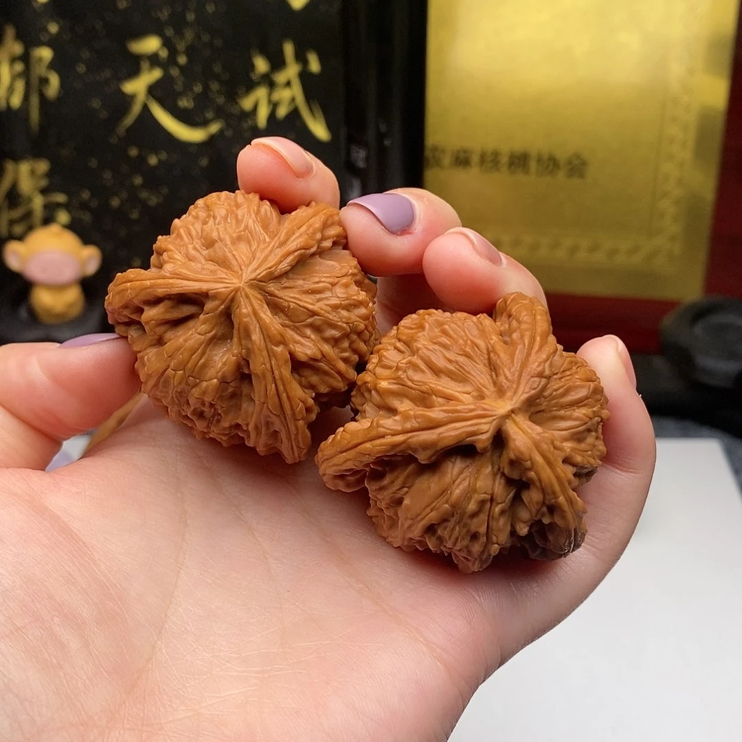 吊坠文玩核桃叫****以