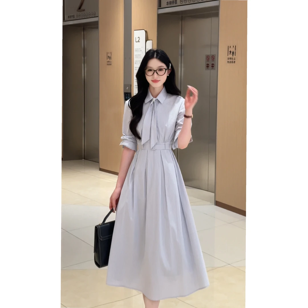 鹿向南【一如初见】秋季2025法式长袖连衣裙女设计感长裙DYL662072