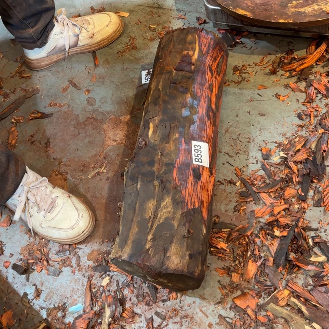 大***山一物一拍血檀编码593