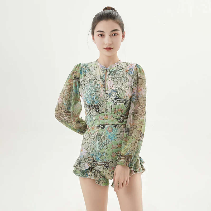 2025温泉新款女士连体泳衣显瘦遮肉性感气质高级泳衣