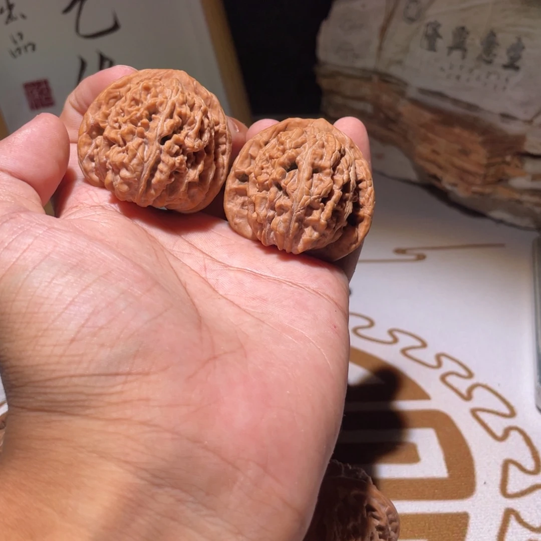 某***羊手串/手链核桃三角楼42全品