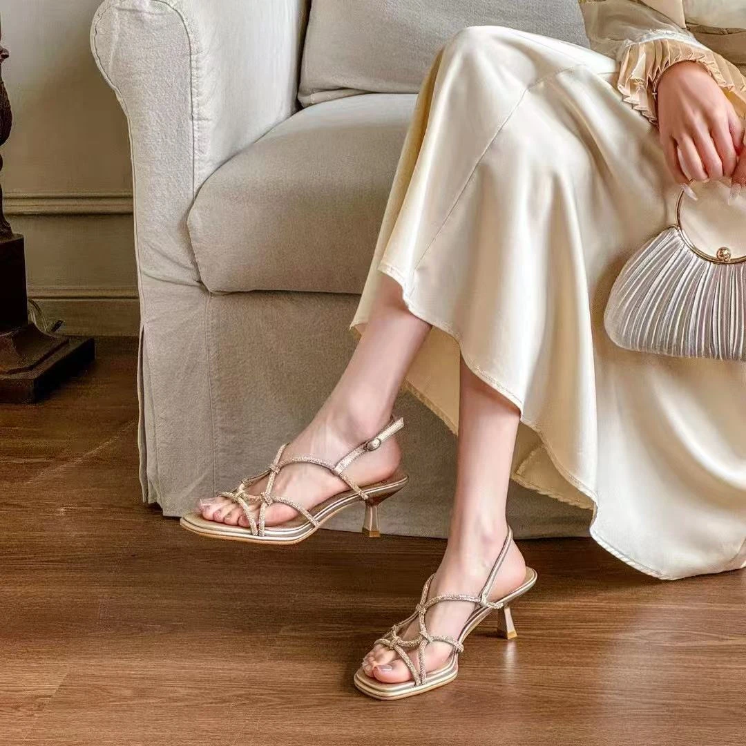 【小贝家】一代5cm高跟时装凉鞋防水台水钻细跟夏季厚底罗马鞋2396