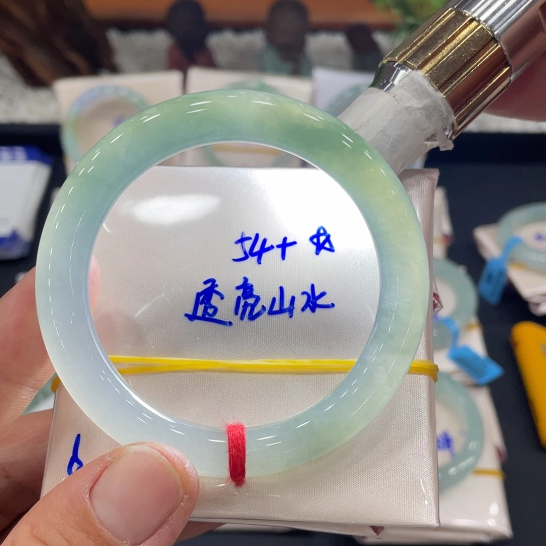 未镶嵌手镯翡翠翡翠