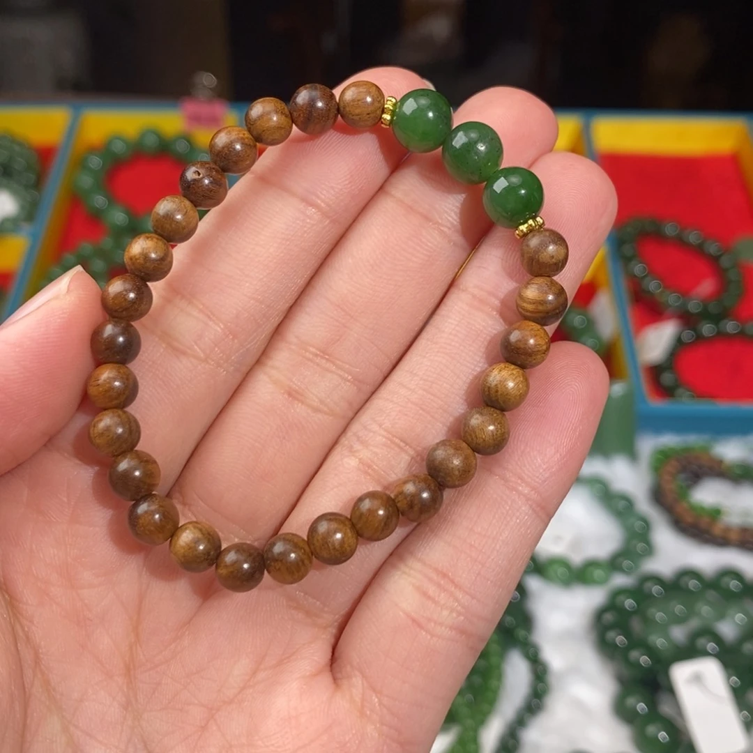 和田玉（碧玉）手链未镶嵌胡*”