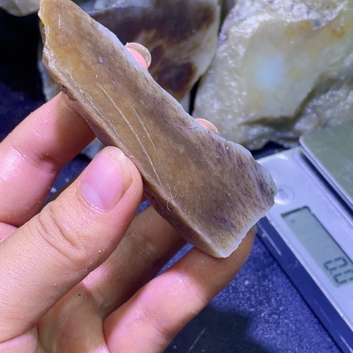 未镶嵌和田玉珠宝半成品