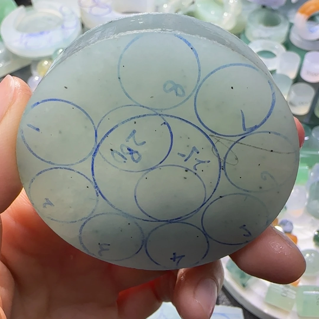 定制翡翠未镶嵌翡翠