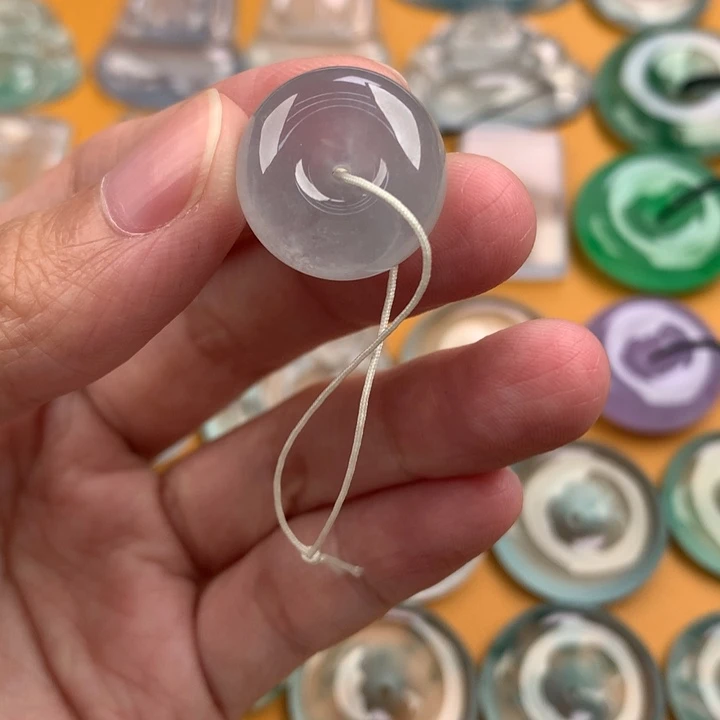 颈饰未镶嵌翡翠….