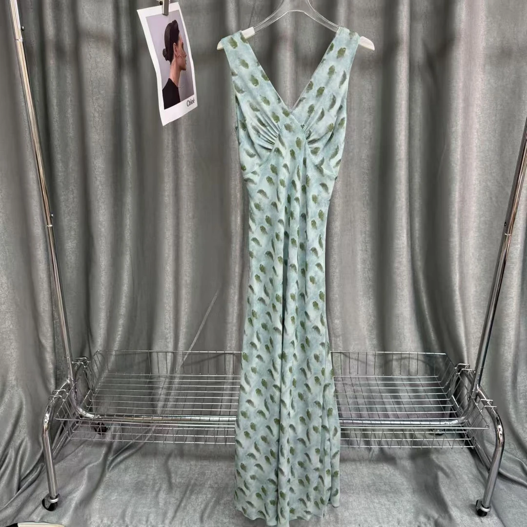 【花花专属】2025新款度假风经典百搭轻奢连衣裙绿色气质复古