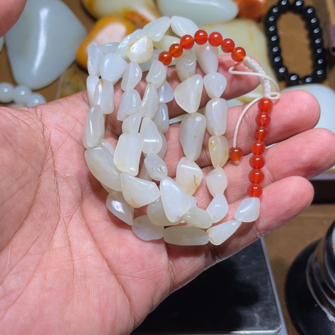 杨****和田玉（白玉）未镶嵌颈饰
