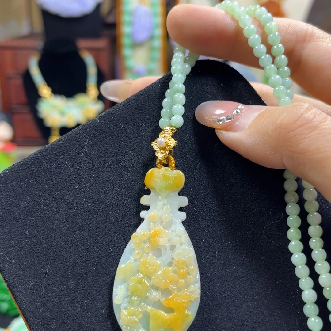 翡翠未镶嵌毛衣链一路生花